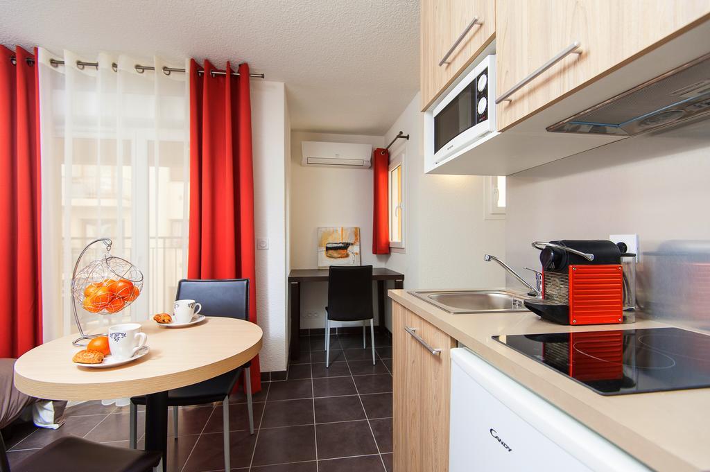 Villa Serafina Apartements Nizza Zimmer foto