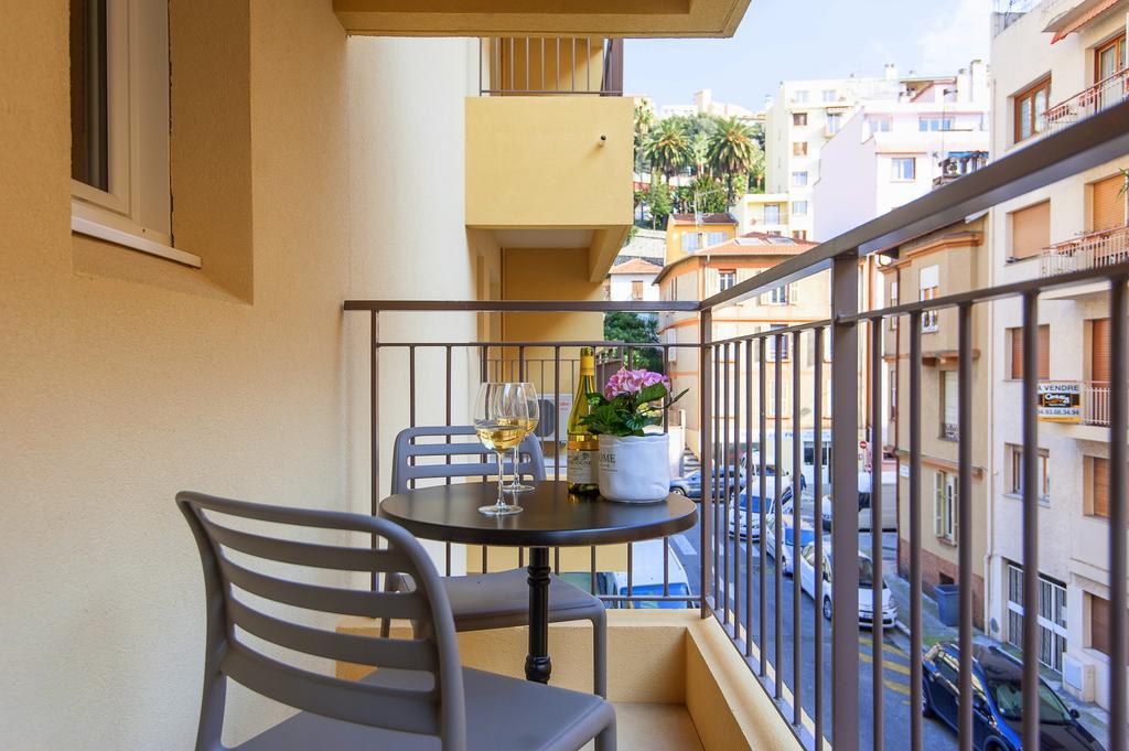 Villa Serafina Apartements Nizza Zimmer foto