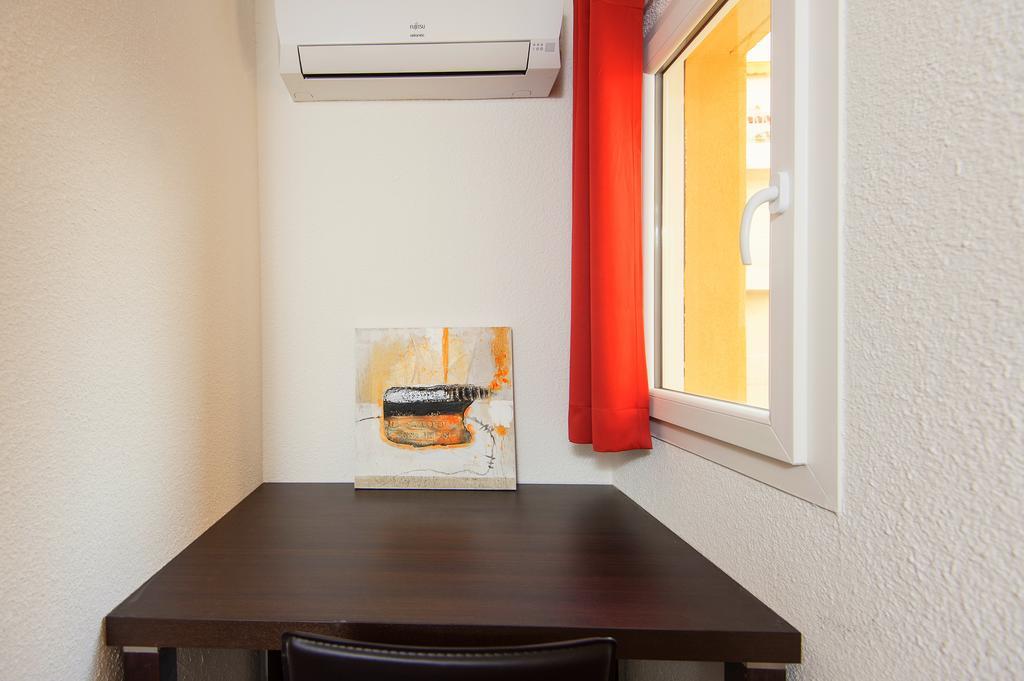 Villa Serafina Apartements Nizza Zimmer foto